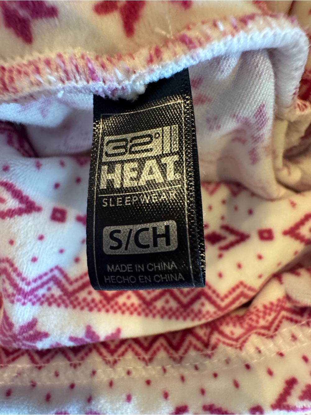 32 Degrees 3 Piece Fleece Tops & Patterned Leggings, Pink Maroon & Cream Small - Picture 11 of 16